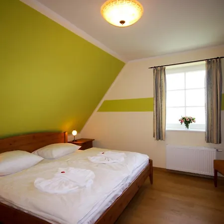 Ferienhaus Sonnenhut Links - #119559 Ahrenshoop